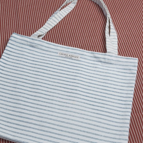 Laura Ashley Shopper Candy Stripe 44 x 36 cm-2