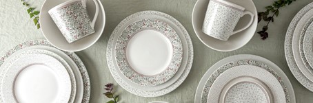 Laura Ashley - Wild Clematis Collectie